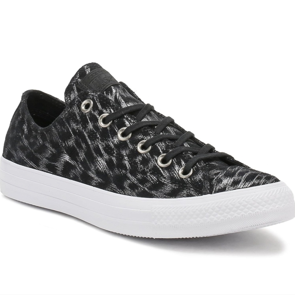 Converse All Star Ox shoes ( size 8.5 ) - Picture 9 of 10